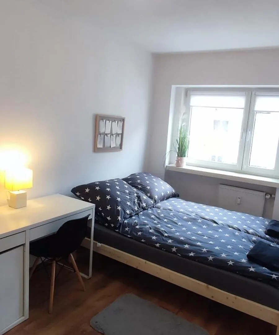 Homestay Rooms In Warsaw - C106B