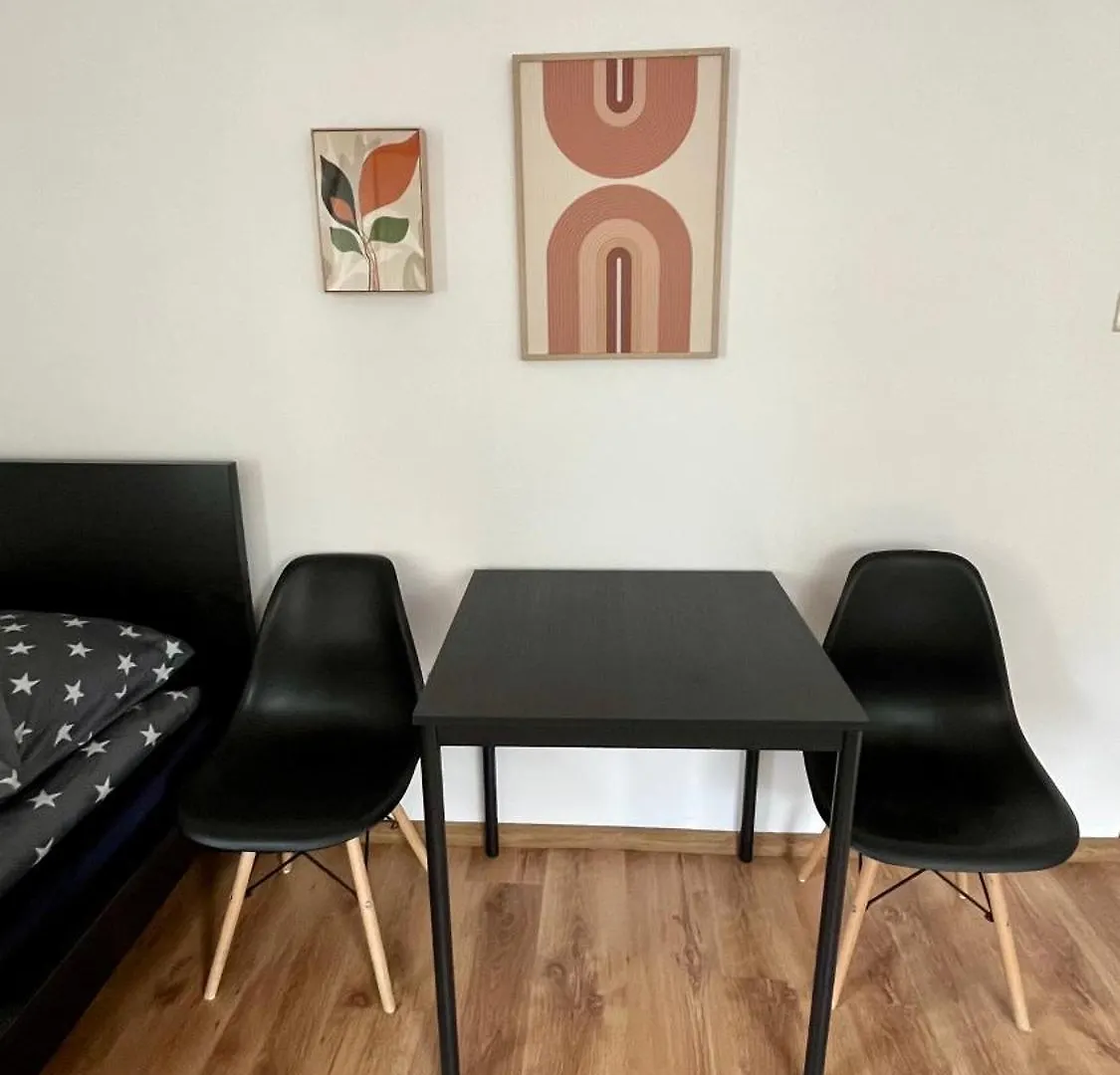 Homestay Rooms In Warsaw - C106B Poland